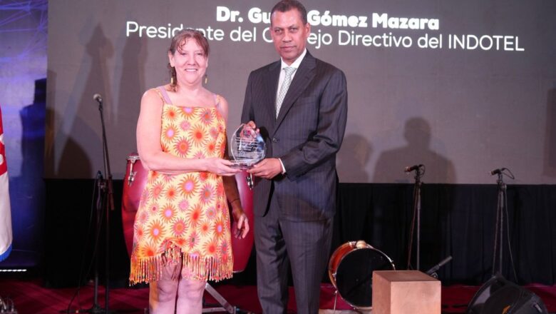 Indotel rinde emotivo tributo a Luis “Terror” Días y celebra su legado musical