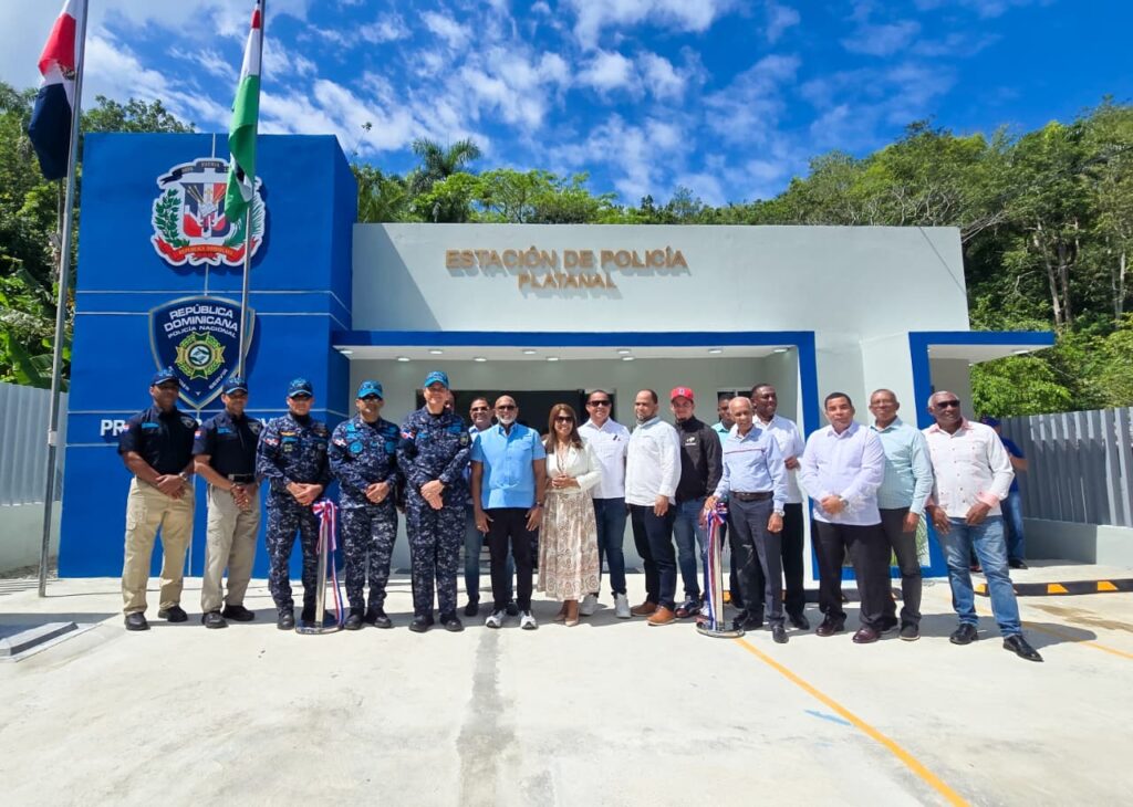 Estado Dominicano entrega nuevas estaciones policiales en Platanal y Caballero para fortalecer la seguridad ciudadana
