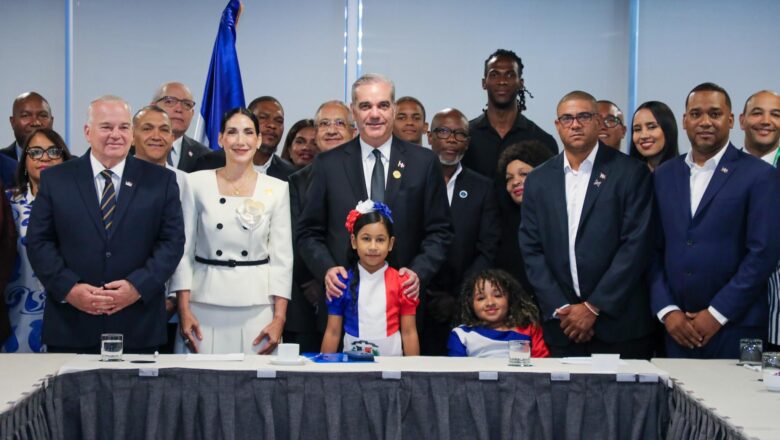 Presidente Abinader viajó a República Dominicana luego de participar en investidura del presidente chileno José Antonio Kast