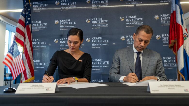 Indotel firma acuerdo con el Krach Institute de Purdue para fortalecer diplomacia tecnológica de República Dominicana