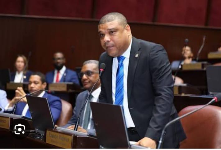 Diputado Ramón Raposo aboga por convivencia entre candidaturas independientes y partidos políticos