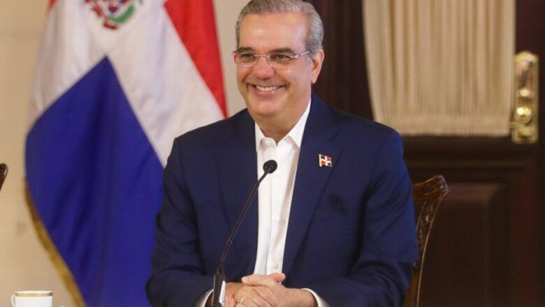 Presidente Abinader viaja este lunes a París , Francia; se reunirá con su homólogo Emmanuel Macron y reforzará agenda anticorrupción, integridad y comercio