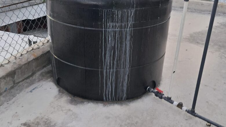 PROTESTAN POR FALTA DE AGUA POTABLE EN LA FACTORÍA, SAN CRISTÓBAL