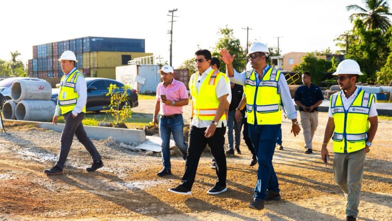 CAASD avanza trabajos en la avenida San Vicente de Paúl
