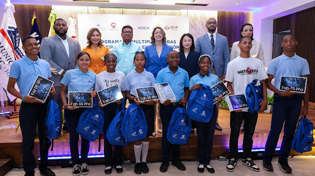 Ministerio de la Mujer impulsa liderazgo juvenil en el Gran Santo Domingo