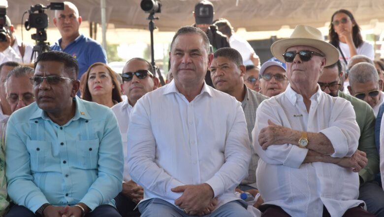 Ministro de Agricultura destaca crecimiento de exportaciones de mango en apertura de Expo Mango 2026