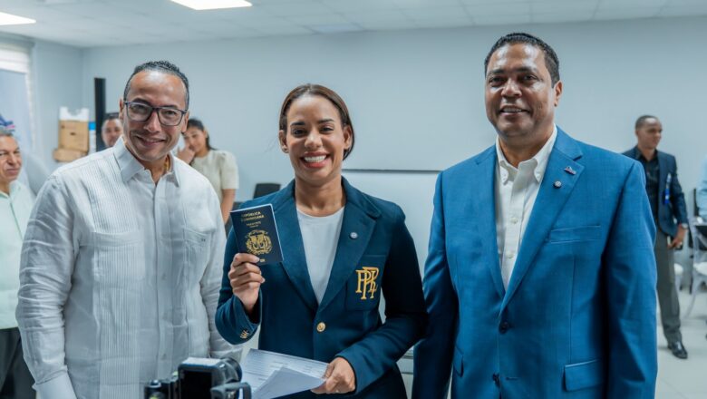 Liga Municipal Dominicana y Dirección de Pasaportes coordinan jornada emisión pasaporte electrónico para autoridades municipales