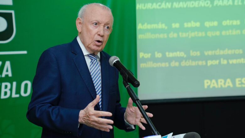Rafael Alburquerque: El Gobierno del PRM intenta venderle “gato por liebre” al pueblo dominicano