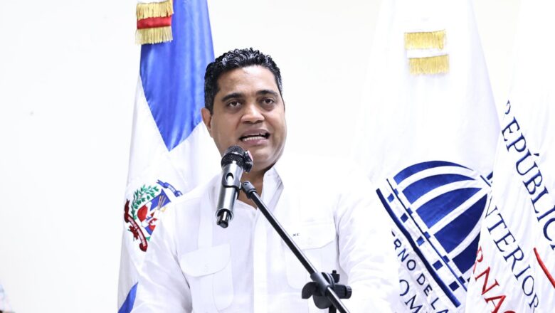 Ministro de Deportes gestiona con Presidente Abinader retorno de atletas varados en Venezuela