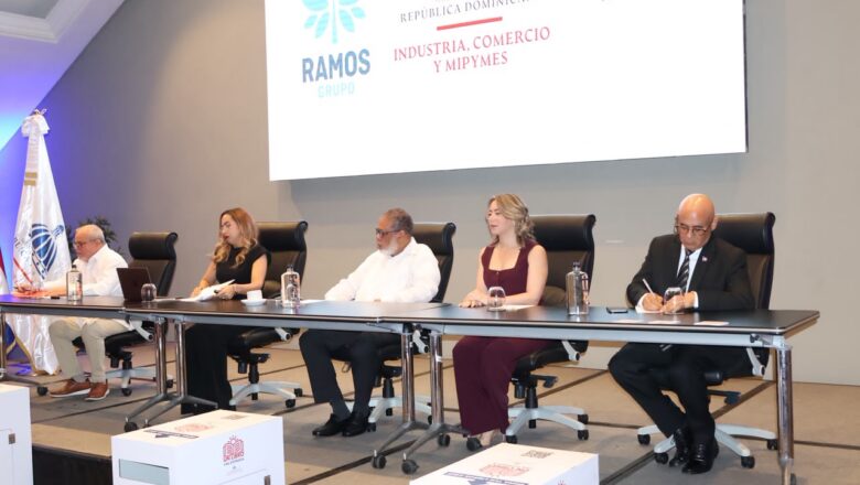Desarrollo de la Comunidad lanza proyecto que fomenta lectura en centros de adolescentes en conflictos con la ley y zonas vulnerables