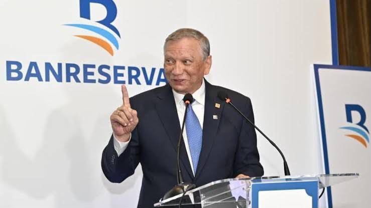 Doctor Leonardo Aguilera llega a su primer año en Banreservas trabajando con eficiencia, transparencia y enfocado en el desarrollo nacional