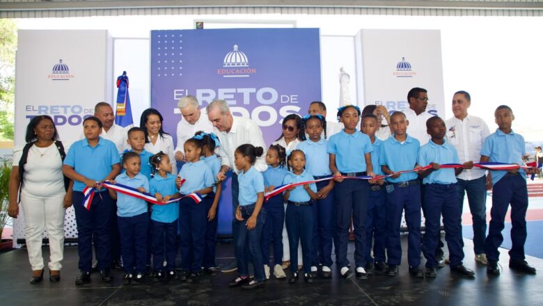 Desde Jimaní, el presidente Abinader convoca a toda la comunidad educativa a iniciar el lunes el año escolar