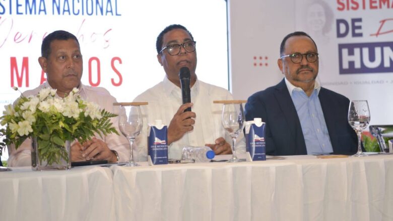 Antoliano Peralta y Víctor D’Aza destacan integración de las alcaldías al Sistema Nacional de Derechos Humanos