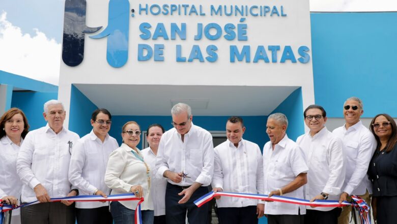 Presidente Abinader afirma que Sajoma y sus distritos, en términos de salud, no tienen por qué envidiarle nada a ningún lugar del país