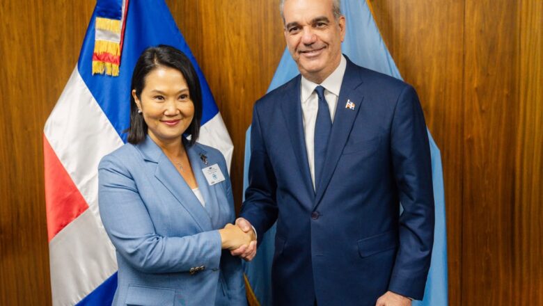 Presidente Abinader plantea llevar a nuevos niveles las relaciones entre República Dominicana y Perú tras bilateral con Keiko Fujimori