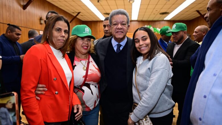 Leonel defiende voto de los dominicanos en el exterior y rechaza “total y radicalmente” su eliminación