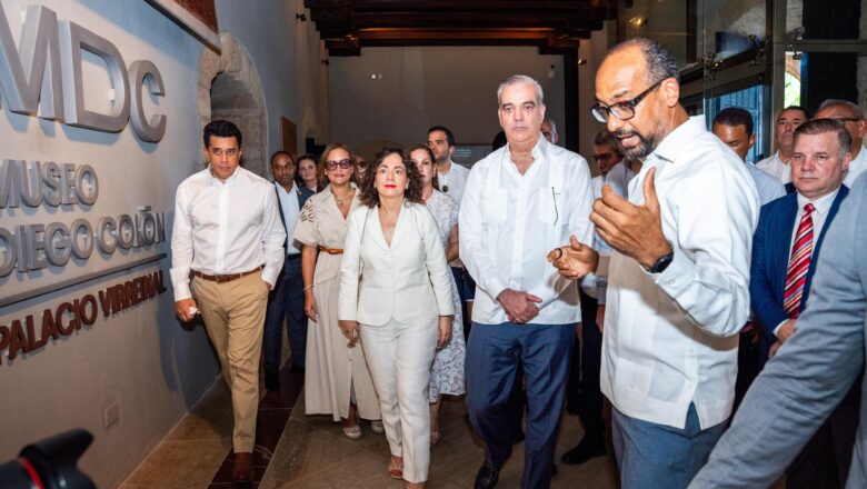 Presidente Abinader y ministro Collado inauguran obras en la Ciudad Colonial de Santo Domingo