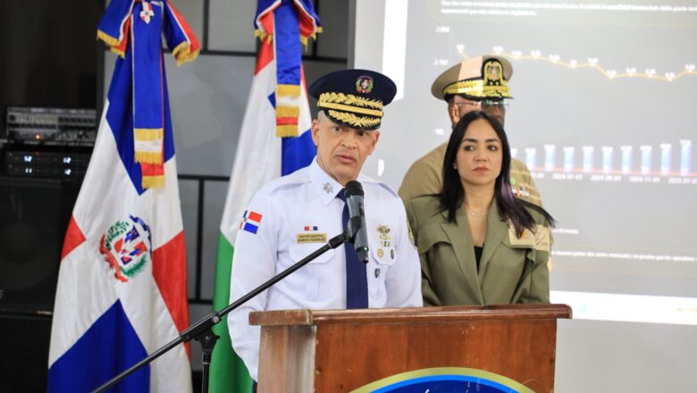 Director general de la Policía advierte que delincuentes no impondrán su voluntad y exhorta a prófugos a entregarse