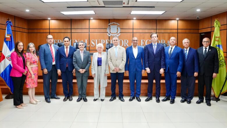 Partido Revolucionario Moderno (PRM), fortalece a su militancia con la participación en el diplomado de justicia electoral impartido por el Tribunal Superior Electoral (TSE)