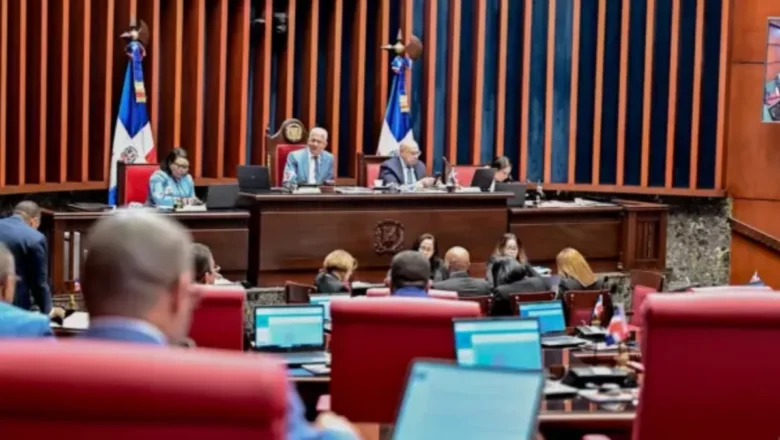 SENADO APRUEBA LA LEY DE TRABAJO FORZOSO