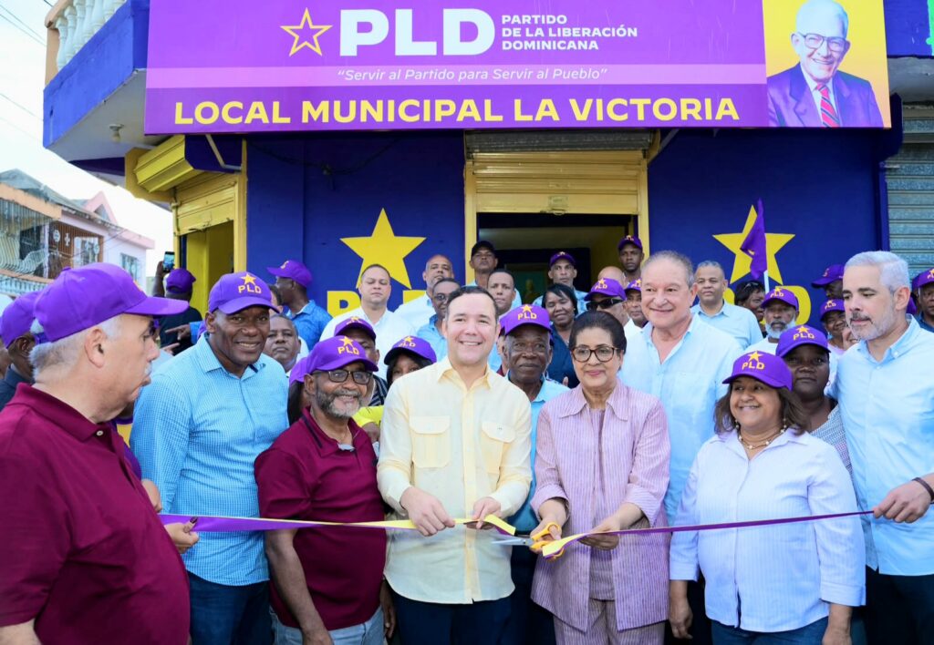 PLD inaugura un nuevo local en el municipio La Victoria