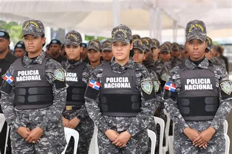 Policía ofrece detalles del niño rescatado en Capotillo y sobre la adolescente de 12 años que se observa se llevó al infante