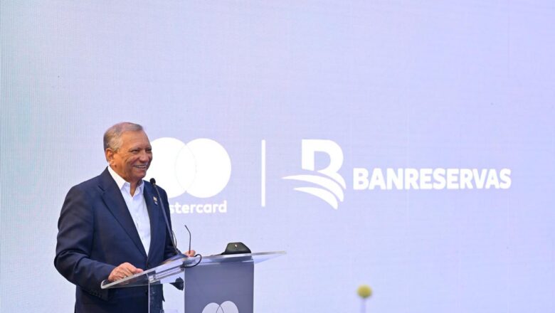 Banreservas lanza junto a Mastercard nueva tarjeta comercial para el sector empresarial
