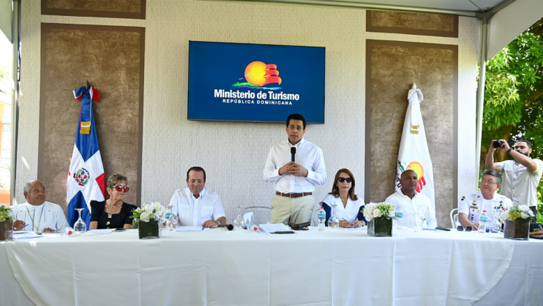 David Collado deja iniciadas obras en Maimón, Puerto Plata, por más de 168 millones de pesos .