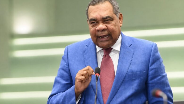 Orlando Espinosa advierte sobre impacto de medidas haitianas en el comercio y llama a proteger la producción nacional