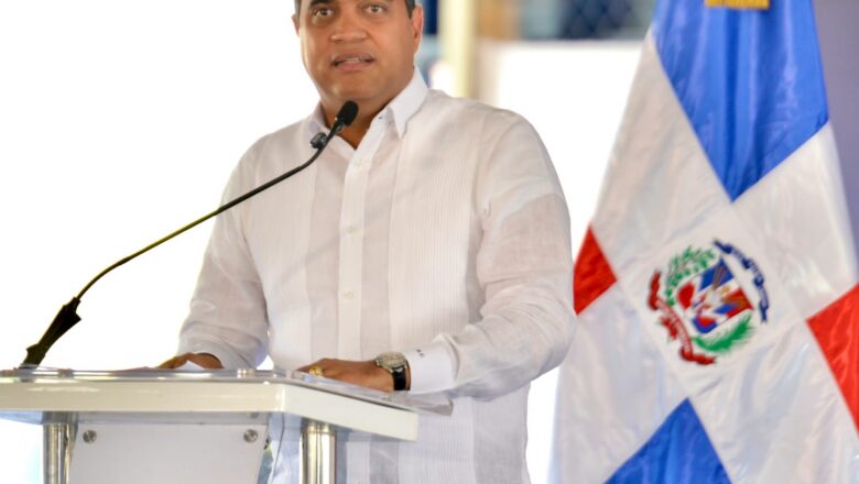 Ministro Kelvin Cruz reitera impedimento de juego a equipo de fútbol haitiano en RD