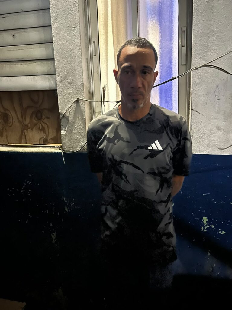 DEAMVI de la Policía Nacional apresa a un hombre tenía orden judicial en SDO por violencia de género