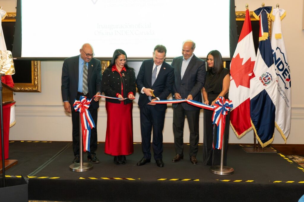 Canciller Bisonó inaugura oficina del INDEX en Canadá para fortalecer