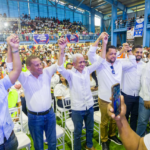 Ricardo de los Santos juramenta al sector construcción de Sánchez Ramírez en respaldo a Carolina Mejía